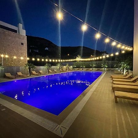 Hotel 체파로 외부 사진