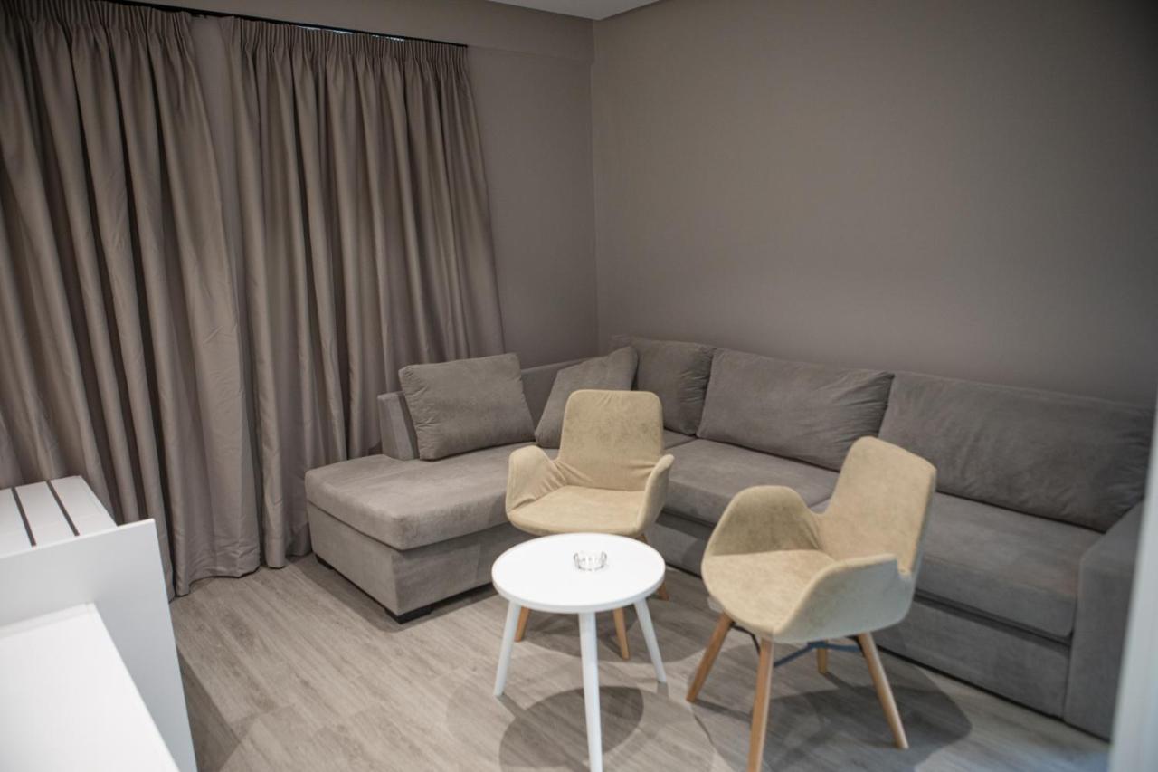 Hotel 체파로 외부 사진
