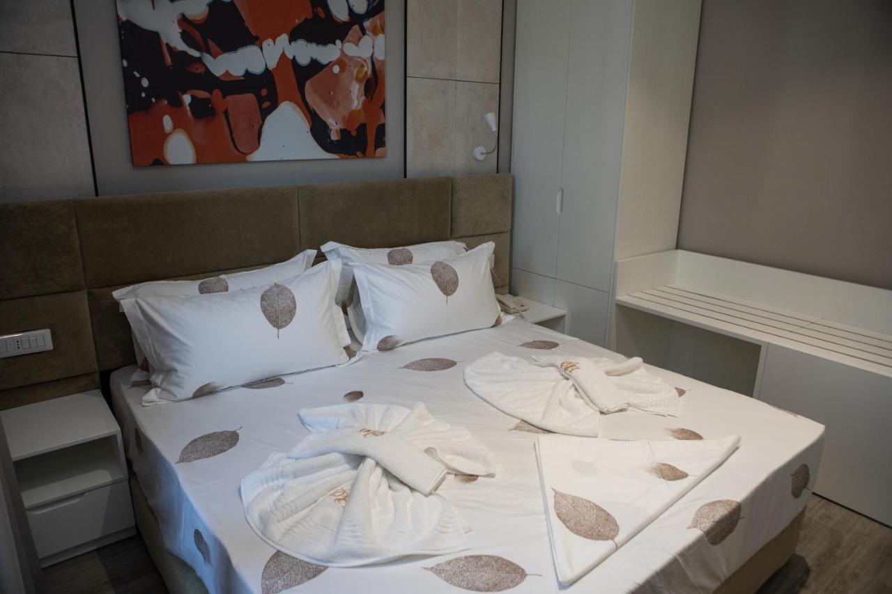 Hotel 체파로 외부 사진