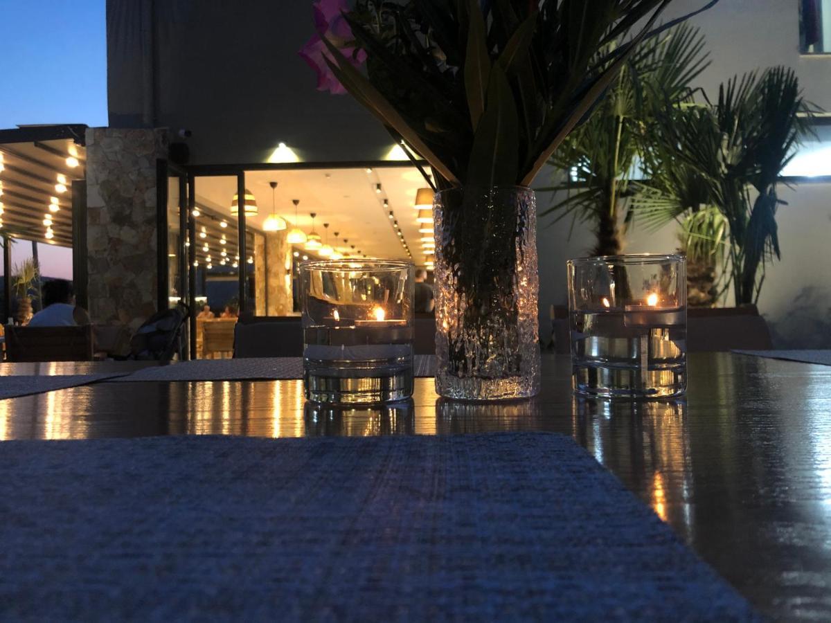 Hotel 체파로 외부 사진